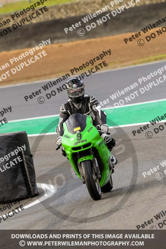 brands hatch photographs;brands no limits trackday;cadwell trackday photographs;enduro digital images;event digital images;eventdigitalimages;no limits trackdays;peter wileman photography;racing digital images;trackday digital images;trackday photos